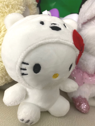 74 - Hello Kitty Plush